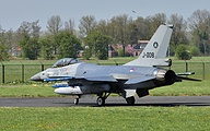 F-16AM J-008 313sqn